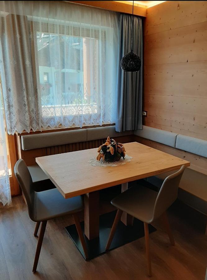 Apartments Lasteis Ла Вилла Экстерьер фото