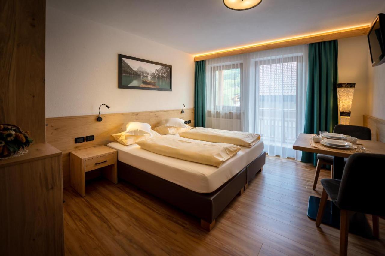 Apartments Lasteis Ла Вилла Экстерьер фото